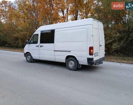 Белый Фольксваген ЛТ, объемом двигателя 2.46 л и пробегом 336 тыс. км за 4700 $, фото 2 на Automoto.ua