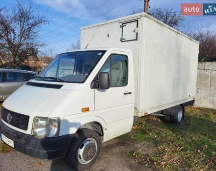 Белый Фольксваген ЛТ, объемом двигателя 2.5 л и пробегом 240 тыс. км за 13800 $, фото 1 на Automoto.ua