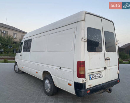 Фольксваген ЛТ 2004 в Рокитное на Automoto.ua Белый Фольксваген ЛТ, объемом двигателя 2.8 л и пробегом 800 тыс. км за 8000 $, фото 2 на Automoto.ua