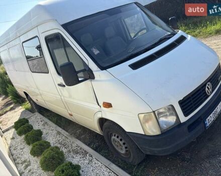 Белый Фольксваген ЛТ, объемом двигателя 2.46 л и пробегом 640 тыс. км за 8000 $, фото 1 на Automoto.ua