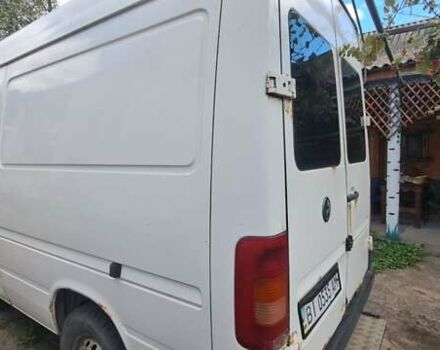 Белый Фольксваген ЛТ, объемом двигателя 2.46 л и пробегом 321 тыс. км за 7000 $, фото 1 на Automoto.ua