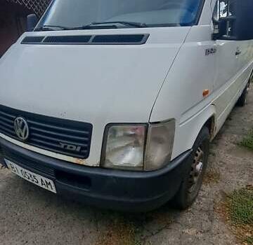 Белый Фольксваген ЛТ, объемом двигателя 2.46 л и пробегом 321 тыс. км за 7000 $, фото 3 на Automoto.ua