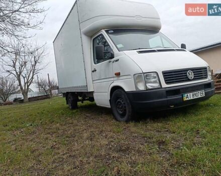 Белый Фольксваген ЛТ, объемом двигателя 2.46 л и пробегом 220 тыс. км за 10500 $, фото 2 на Automoto.ua
