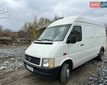 Белый Фольксваген ЛТ, объемом двигателя 2.5 л и пробегом 533 тыс. км за 7999 $, фото 1 на Automoto.ua