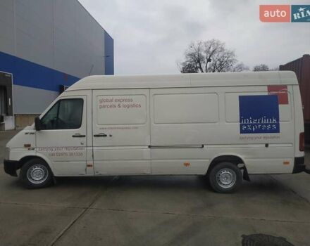 Белый Фольксваген ЛТ, объемом двигателя 2.46 л и пробегом 483 тыс. км за 6000 $, фото 3 на Automoto.ua