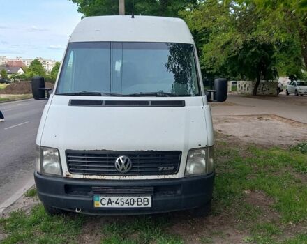 Белый Фольксваген ЛТ, объемом двигателя 2.5 л и пробегом 520 тыс. км за 6800 $, фото 1 на Automoto.ua
