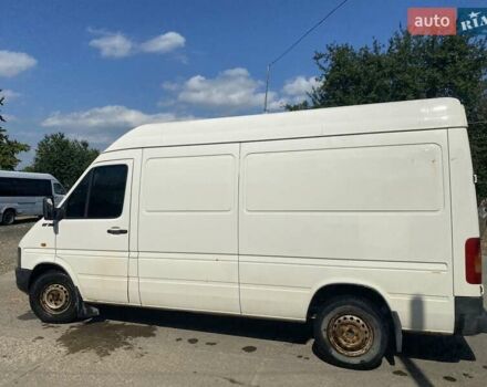 Белый Фольксваген ЛТ, объемом двигателя 2.46 л и пробегом 420 тыс. км за 9500 $, фото 3 на Automoto.ua