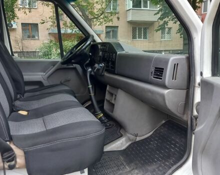 Белый Фольксваген ЛТ, объемом двигателя 2.5 л и пробегом 520 тыс. км за 6800 $, фото 5 на Automoto.ua