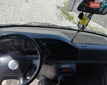 Белый Фольксваген ЛТ, объемом двигателя 2.5 л и пробегом 245 тыс. км за 9999 $, фото 12 на Automoto.ua