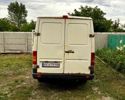 Белый Фольксваген ЛТ, объемом двигателя 2.5 л и пробегом 480 тыс. км за 6000 $, фото 4 на Automoto.ua
