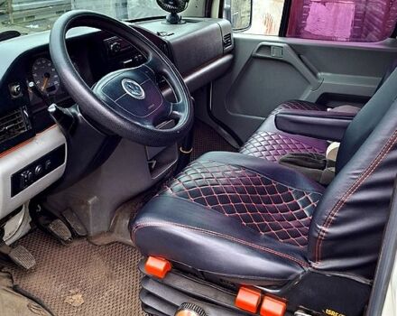 Белый Фольксваген ЛТ, объемом двигателя 2.5 л и пробегом 637 тыс. км за 5500 $, фото 4 на Automoto.ua