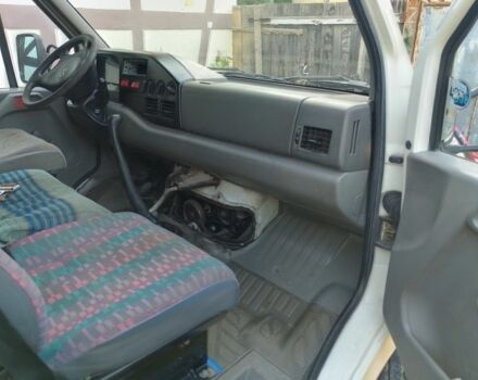 Белый Фольксваген ЛТ, объемом двигателя 2.5 л и пробегом 712 тыс. км за 4700 $, фото 4 на Automoto.ua