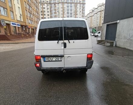 Белый Фольксваген ЛТ, объемом двигателя 2.4 л и пробегом 440 тыс. км за 2900 $, фото 2 на Automoto.ua