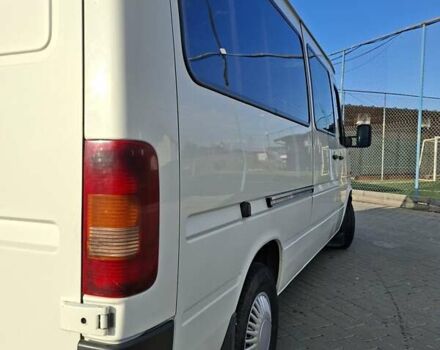 Белый Фольксваген ЛТ, объемом двигателя 2.5 л и пробегом 593 тыс. км за 7850 $, фото 2 на Automoto.ua