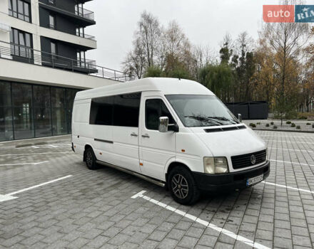 Белый Фольксваген ЛТ, объемом двигателя 2.5 л и пробегом 655 тыс. км за 9999 $, фото 1 на Automoto.ua