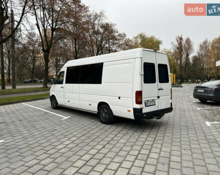 Белый Фольксваген ЛТ, объемом двигателя 2.5 л и пробегом 655 тыс. км за 9999 $, фото 5 на Automoto.ua