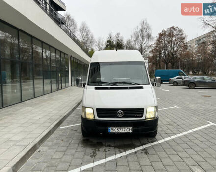 Белый Фольксваген ЛТ, объемом двигателя 2.5 л и пробегом 656 тыс. км за 9950 $, фото 1 на Automoto.ua