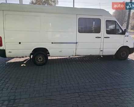 Белый Фольксваген ЛТ, объемом двигателя 2.46 л и пробегом 562 тыс. км за 7700 $, фото 6 на Automoto.ua