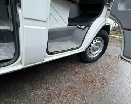 Белый Фольксваген ЛТ, объемом двигателя 2.8 л и пробегом 400 тыс. км за 9000 $, фото 11 на Automoto.ua