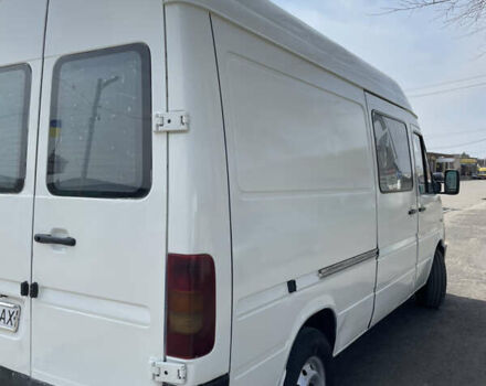 Белый Фольксваген ЛТ, объемом двигателя 2.34 л и пробегом 300 тыс. км за 5500 $, фото 2 на Automoto.ua