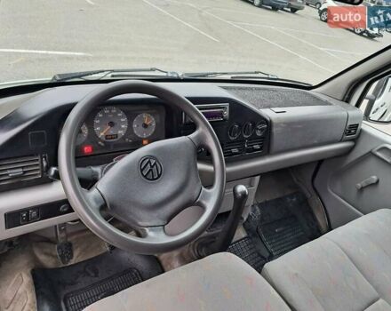 Белый Фольксваген ЛТ, объемом двигателя 2.46 л и пробегом 297 тыс. км за 9000 $, фото 8 на Automoto.ua