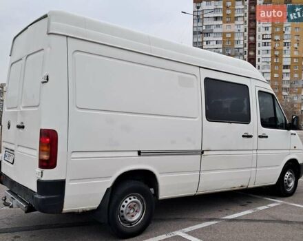 Белый Фольксваген ЛТ, объемом двигателя 2.46 л и пробегом 297 тыс. км за 9000 $, фото 3 на Automoto.ua