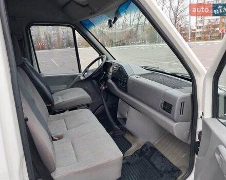 Белый Фольксваген ЛТ, объемом двигателя 2.46 л и пробегом 297 тыс. км за 9000 $, фото 10 на Automoto.ua