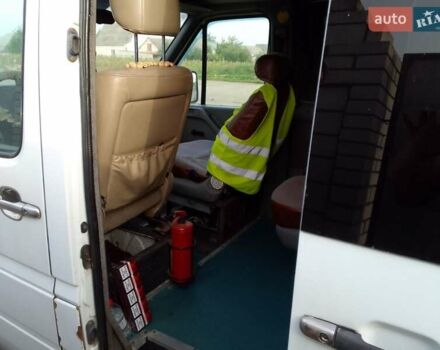 Белый Фольксваген ЛТ, объемом двигателя 2.5 л и пробегом 500 тыс. км за 6500 $, фото 1 на Automoto.ua