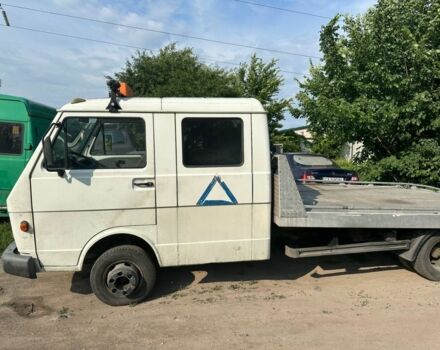 Белый Фольксваген ЛТ, объемом двигателя 2.4 л и пробегом 280 тыс. км за 4950 $, фото 5 на Automoto.ua