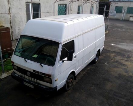 Белый Фольксваген ЛТ, объемом двигателя 2.4 л и пробегом 180 тыс. км за 3800 $, фото 1 на Automoto.ua