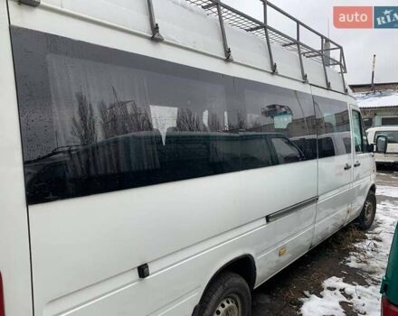 Белый Фольксваген ЛТ, объемом двигателя 2.4 л и пробегом 650 тыс. км за 8734 $, фото 2 на Automoto.ua