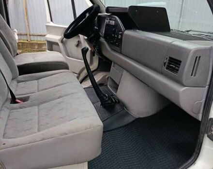 Білий Фольксваген ЛТ, об'ємом двигуна 2.4 л та пробігом 530 тис. км за 10000 $, фото 9 на Automoto.ua