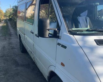 Білий Фольксваген ЛТ, об'ємом двигуна 2.4 л та пробігом 4 тис. км за 4800 $, фото 2 на Automoto.ua