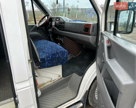 Білий Фольксваген ЛТ, об'ємом двигуна 2.5 л та пробігом 333 тис. км за 9450 $, фото 9 на Automoto.ua