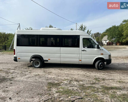 Белый Фольксваген ЛТ, объемом двигателя 2.46 л и пробегом 500 тыс. км за 10000 $, фото 3 на Automoto.ua