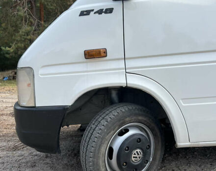 Белый Фольксваген ЛТ, объемом двигателя 2.46 л и пробегом 500 тыс. км за 10000 $, фото 4 на Automoto.ua