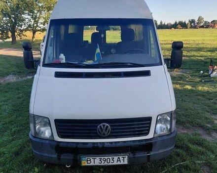 Белый Фольксваген ЛТ, объемом двигателя 0 л и пробегом 240 тыс. км за 11000 $, фото 2 на Automoto.ua