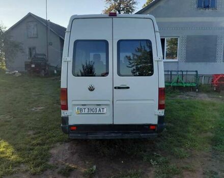 Белый Фольксваген ЛТ, объемом двигателя 0 л и пробегом 240 тыс. км за 11000 $, фото 1 на Automoto.ua