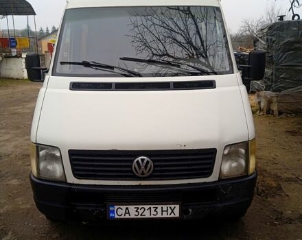 Білий Фольксваген ЛТ, об'ємом двигуна 2.5 л та пробігом 300 тис. км за 8200 $, фото 1 на Automoto.ua