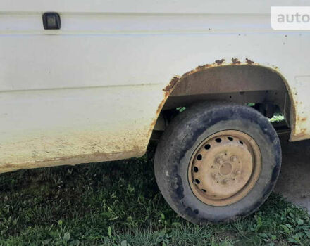 Белый Фольксваген ЛТ, объемом двигателя 2.5 л и пробегом 185 тыс. км за 6900 $, фото 4 на Automoto.ua