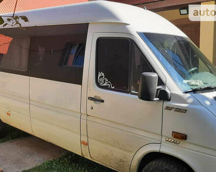 Белый Фольксваген ЛТ, объемом двигателя 2.5 л и пробегом 185 тыс. км за 6900 $, фото 5 на Automoto.ua