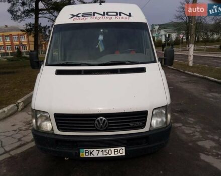 Белый Фольксваген ЛТ, объемом двигателя 0 л и пробегом 540 тыс. км за 9000 $, фото 2 на Automoto.ua