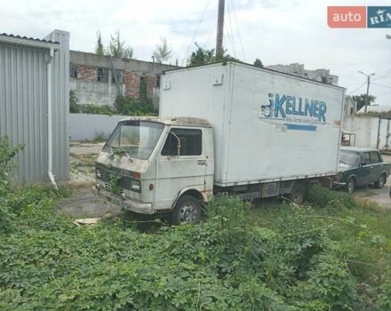 Білий Фольксваген ЛТ, об'ємом двигуна 2.5 л та пробігом 386 тис. км за 2500 $, фото 1 на Automoto.ua