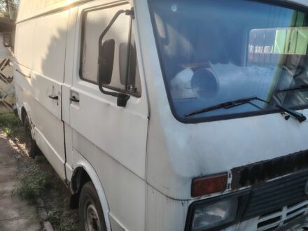 Белый Фольксваген ЛТ, объемом двигателя 2.4 л и пробегом 300 тыс. км за 850 $, фото 1 на Automoto.ua