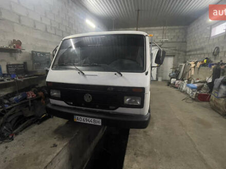 Белый Фольксваген ЛТ, объемом двигателя 2.38 л и пробегом 220 тыс. км за 3900 $, фото 1 на Automoto.ua