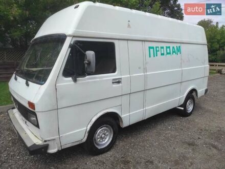 Белый Фольксваген ЛТ, объемом двигателя 2.4 л и пробегом 200 тыс. км за 950 $, фото 1 на Automoto.ua