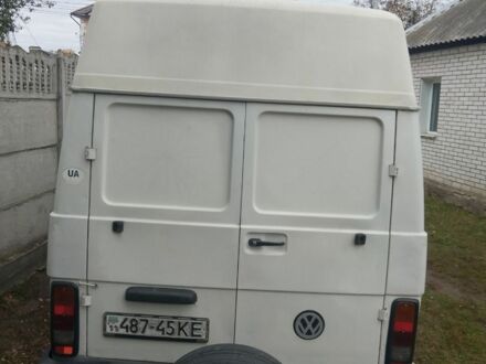 Белый Фольксваген ЛТ, объемом двигателя 2.4 л и пробегом 454 тыс. км за 2361 $, фото 1 на Automoto.ua