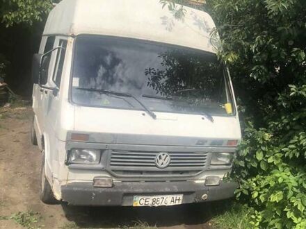 Белый Фольксваген ЛТ, объемом двигателя 2.4 л и пробегом 4 тыс. км за 600 $, фото 1 на Automoto.ua