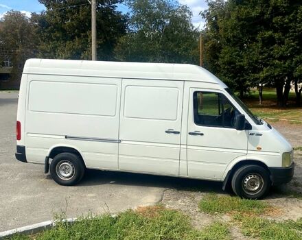 Белый Фольксваген ЛТ, объемом двигателя 2.5 л и пробегом 420 тыс. км за 7000 $, фото 1 на Automoto.ua