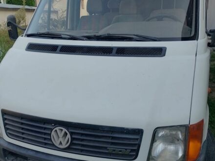 Белый Фольксваген ЛТ, объемом двигателя 2.5 л и пробегом 712 тыс. км за 4700 $, фото 1 на Automoto.ua